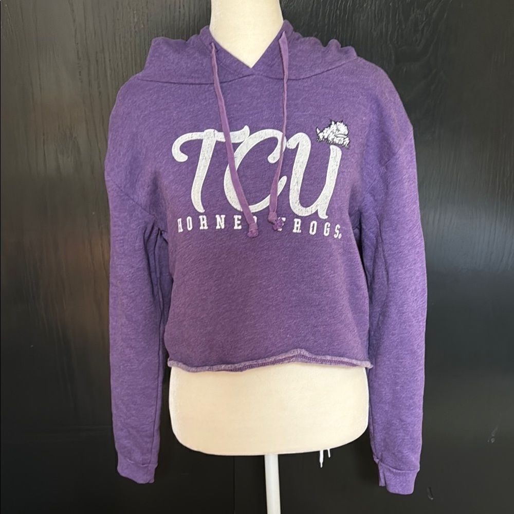 Purple TCU Horned Frogs Women's Hoodie.  Cropped.  Fleece. Size Small.